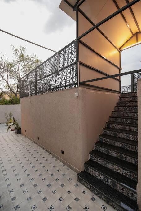 Saiba Outhouse- 4 Bed Room- Pool- Theatre- Partyhall- Garden & Terrace Sitting Area Джайпур Екстериор снимка